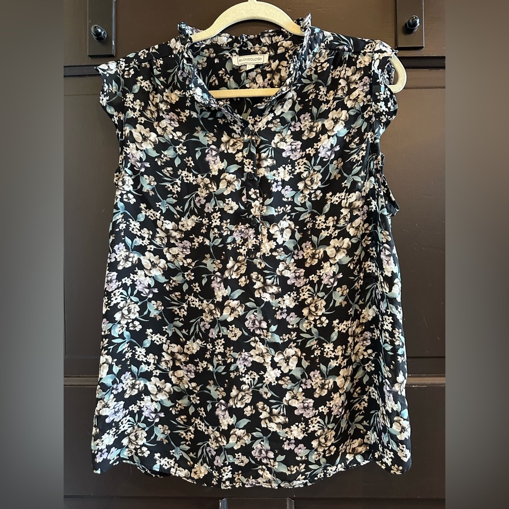 BLOUSOLOGY Floral Print Ruffle V-Neck & Sleeve Blouse Top Size Large Black Multi
